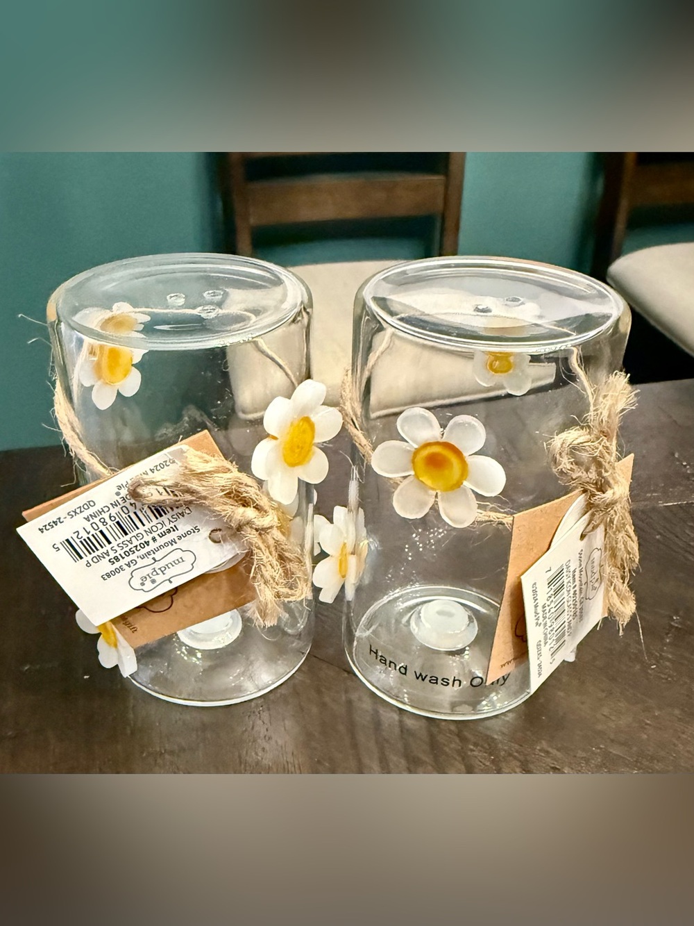 Mudd Pie Daisy Icon Glass Salt and Pepper Shakers Set